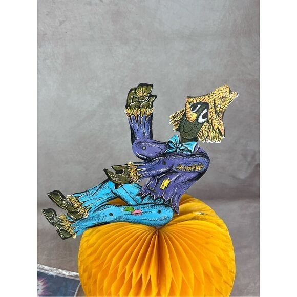 Vintage Halloween Die Cut Pumpkin Scarecrow - Picture 4 of 8